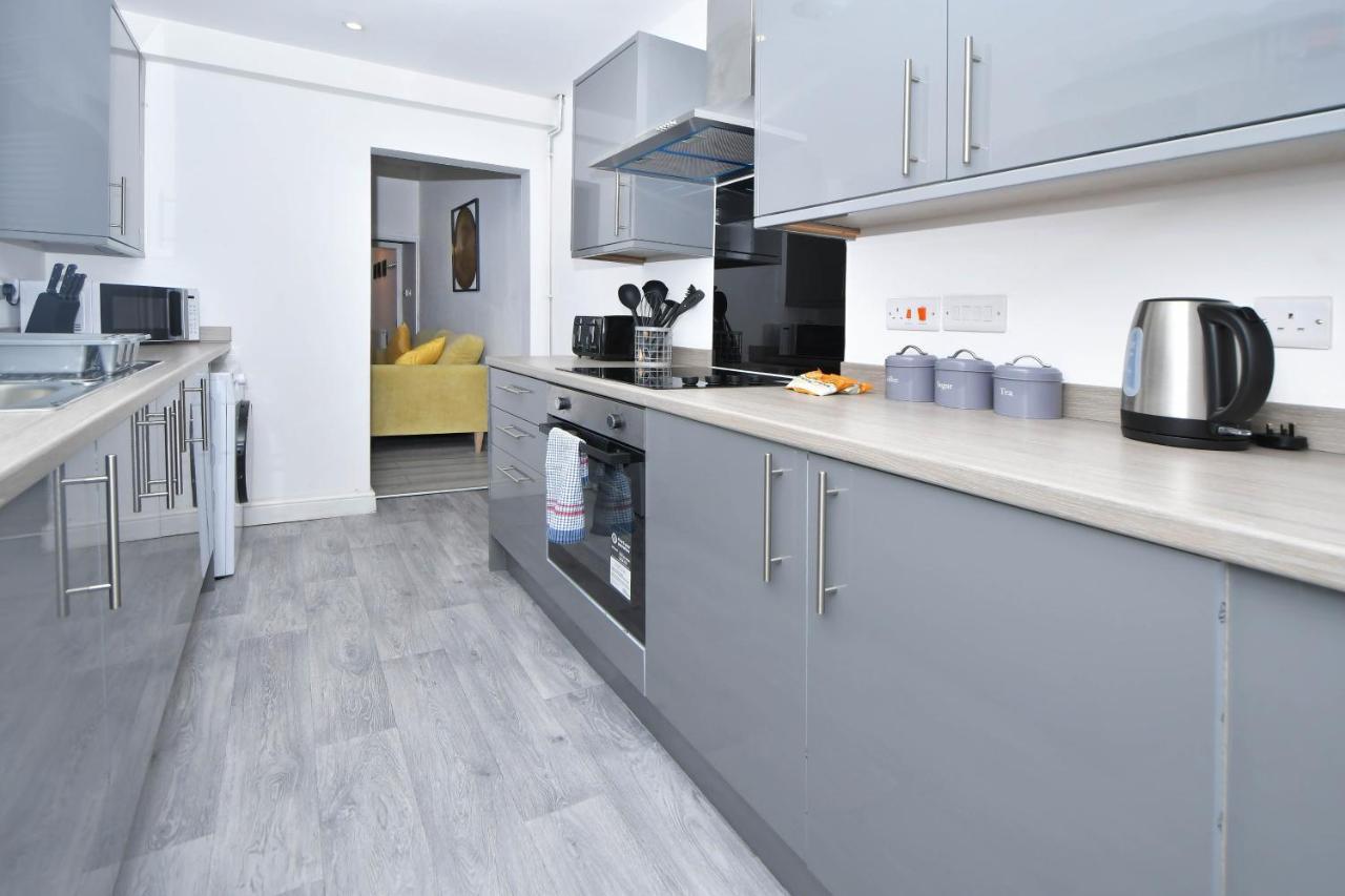 Vila Jane House, Superb 3 Bed House, Sleeps 6 Stoke-on-Trent Exteriér fotografie